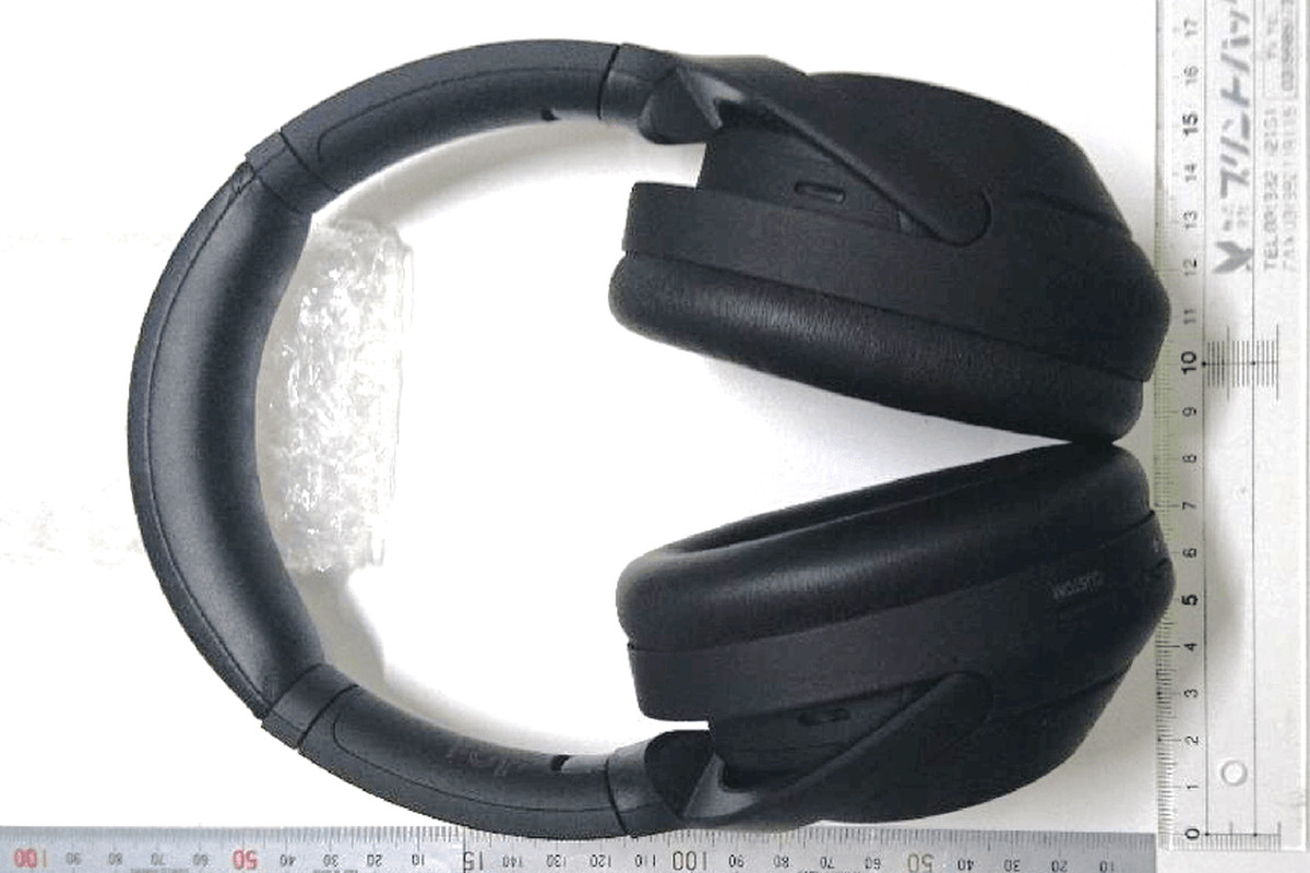 Sony'nin yeni kablosuz kulaklığı uzun pil ömrü ile geliyor