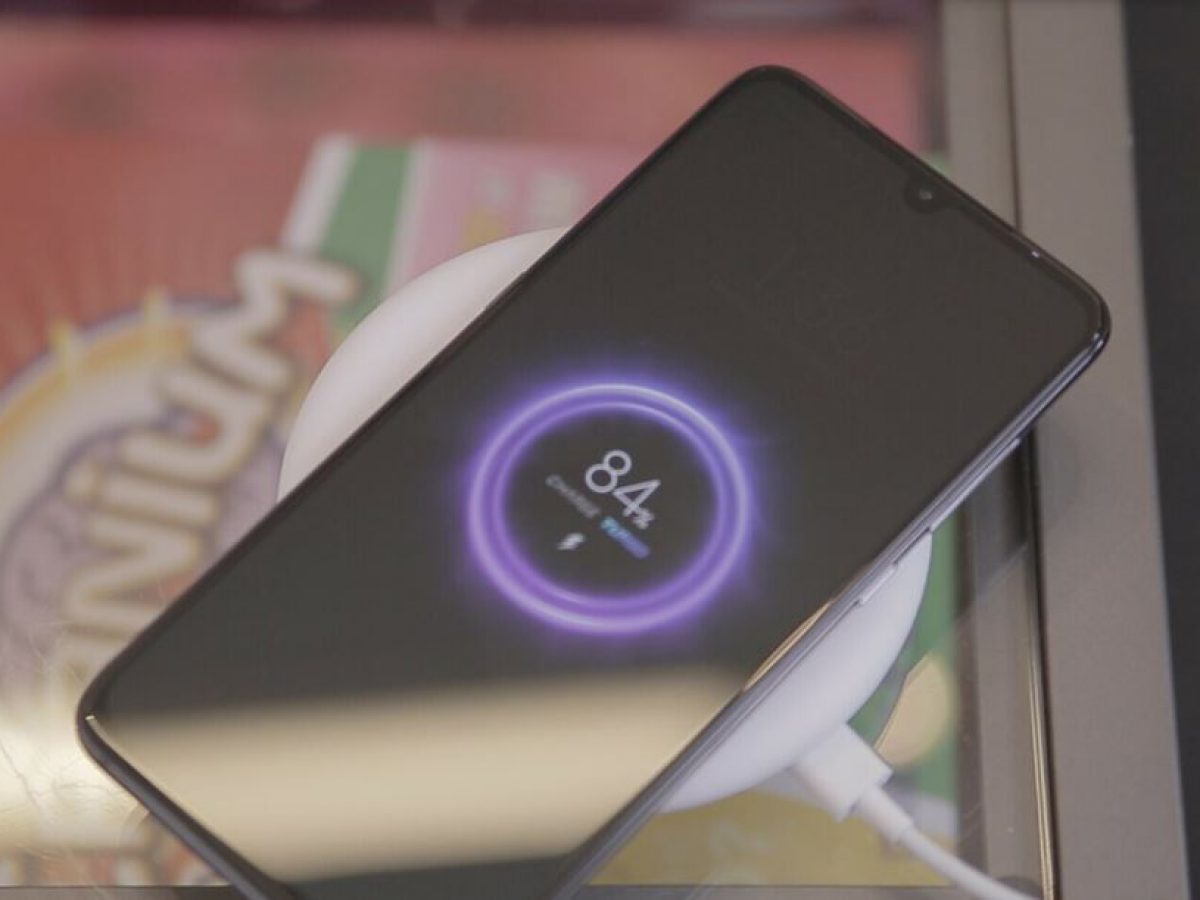 Samsung Galaxy A serisi akıllı telefonlarında kablosuz şarj desteği sunacak.