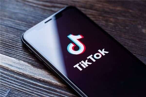 TikTok Amerikalı bir şirketin bünyesinde devam edebilir.