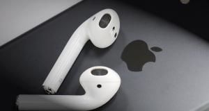 Apple, AirPods Kablosuz Kulaklık Pazarında Liderliği Kimseye Bırakmıyor
