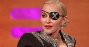 Madonna Kendi Biyografisini Yazıp Yönetecek