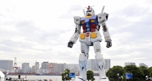 Japonlar Transformens Benzeri Dev Robot Yaptı