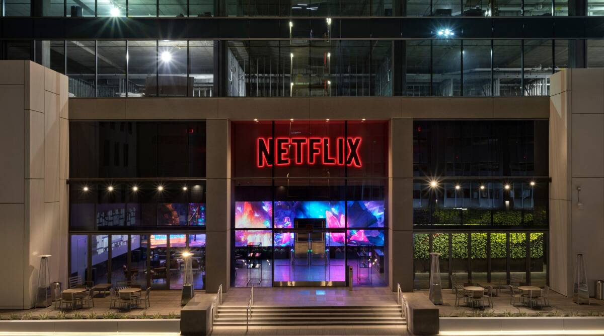 Netflix, AirPods Pro ve AirPods Max İçin Uzamsal Ses Teknolojisini Test Ediyor