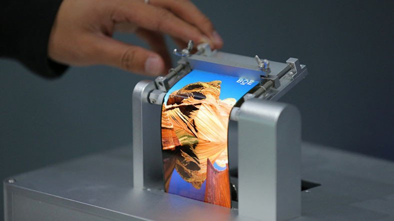 Samsung, OLED Panel Konusunda Çinli BOE İle İşbirliği Yapacak!