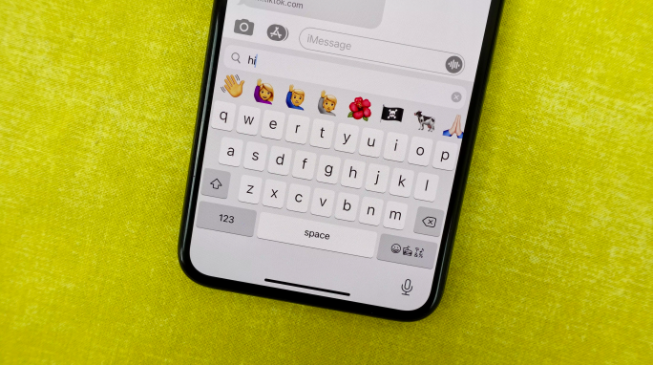 Emoji klavyesinde arama yapın