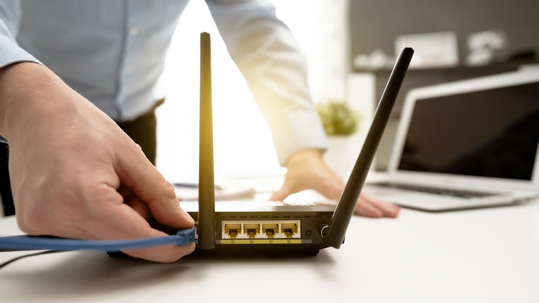 En İyi Wi-Fi Performansı için Kablosuz Yönlendiricinizi Nasıl Optimize Etmelisiniz?