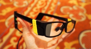 Google, Akıllı Gözlükler Üzerinde Yeni Bir Çalışma Yürütüyor