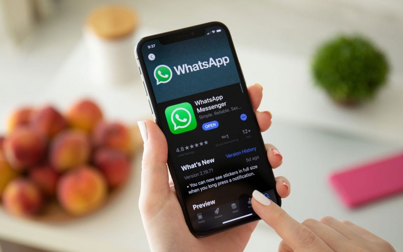 WhatsApp, iOS İçin iMessage Benzeri Tepkiler Özelliği Geliştiriyor